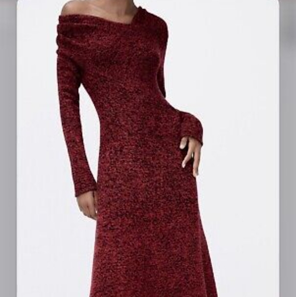 ZARA KNIT DRESS WITH RUCHED SHOULDERS - Picture 7 of 11